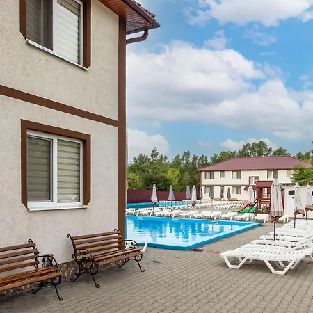 ранчо офре Solotvyno