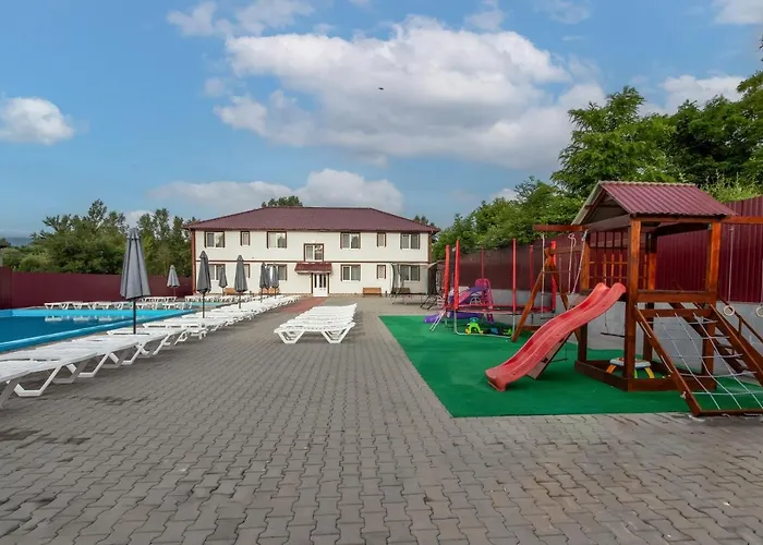 ранчо офре Solotvyno